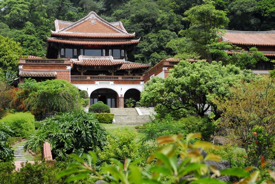 The One南園亭台樓閣美景彷彿一座無牆美術館，值得慢遊細讀。（圖／飯店提供）