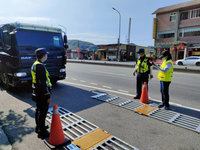 整頓台2線大車超載違規  警方活動地磅包圍取締