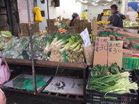蔬菜上市量增、批發價回穩  高麗菜跌3成