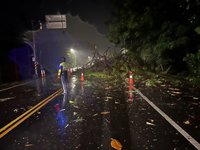 颱風海葵侵襲  屏東入夜風雨增強、山區撤離1206人