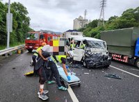 國3汐止路段5車追撞6人受傷  車流回堵約6公里