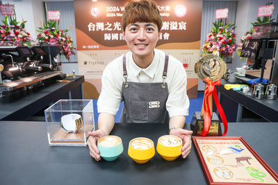 日練逾百杯  謝溢宸摘台灣首個咖啡拉花世界冠軍