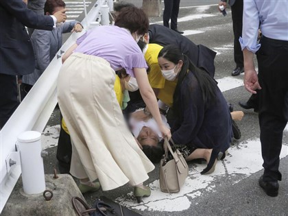 安倍晉三街頭助選遇刺 22人維安陣仗出現漏洞