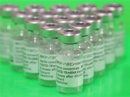 王必勝揭3單位完成BNT簽約齊慶祝 重申未阻擋疫苗採購 