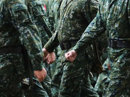 劉世芳等立委挺恢復兵役至一年 要求國防部提配套