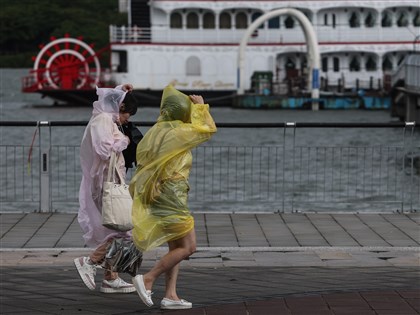 華南雲雨區週末起影響3天 母親節全台防短暫陣雨