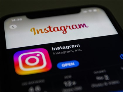 Instagram用戶遭強制登出 當機原因待官方說明