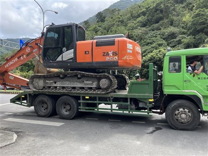 花蓮地震大型機具挺進搜救 土耳其無人機隊空拍建3D影像