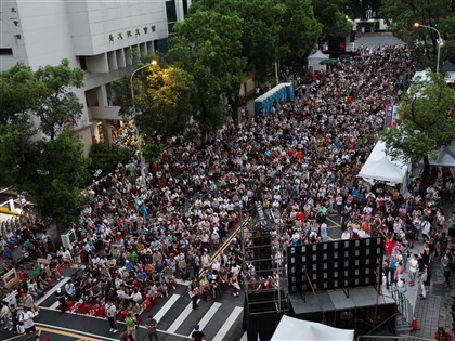 選罷法4日排審 民團3日重返立院外集會濟南路管制車輛通行