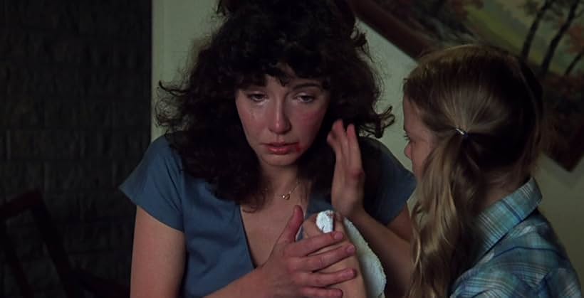 Mary Steenburgen and Elizabeth Cheshire in Melvin and Howard (1980)