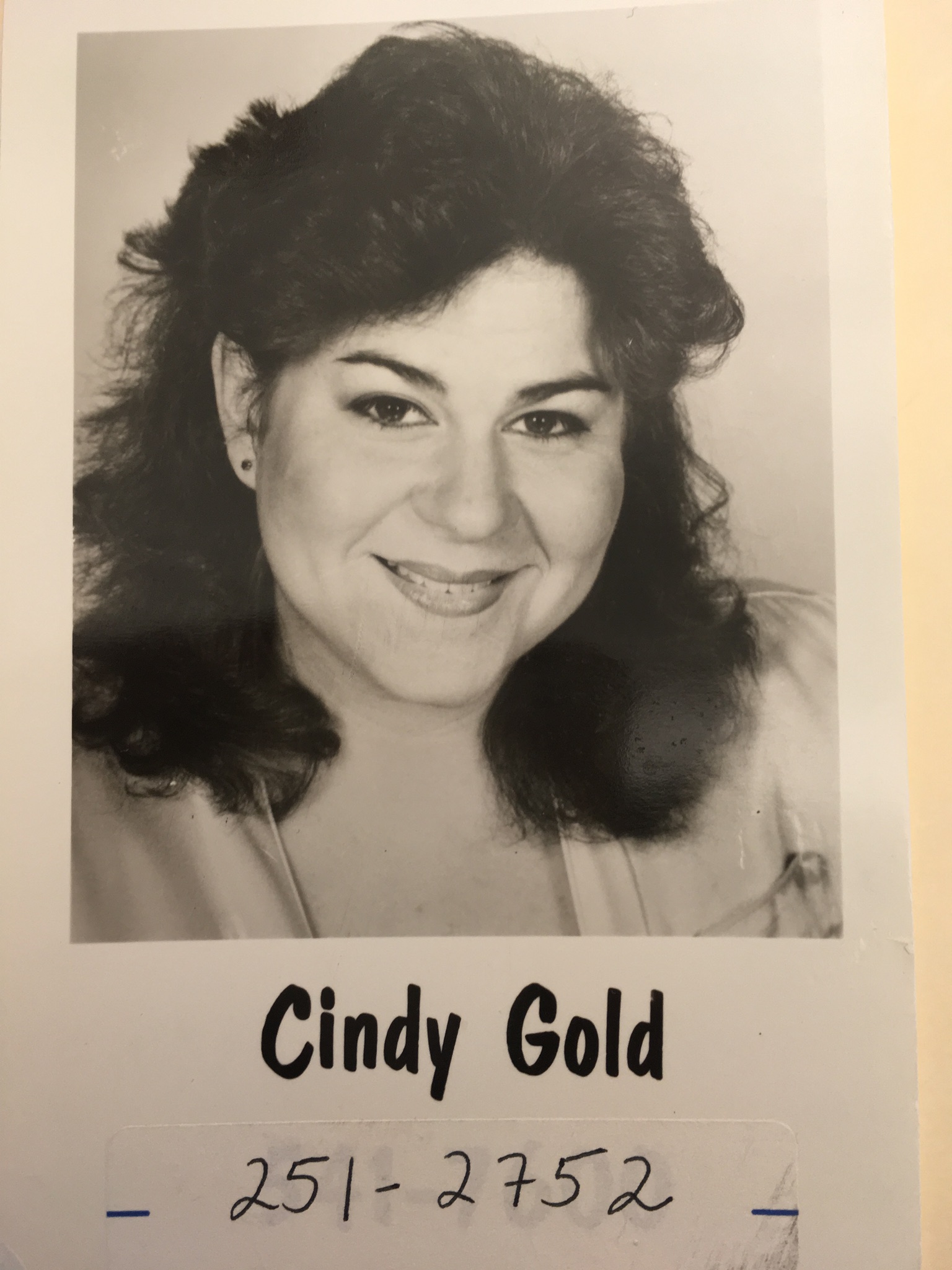 Cindy Gold