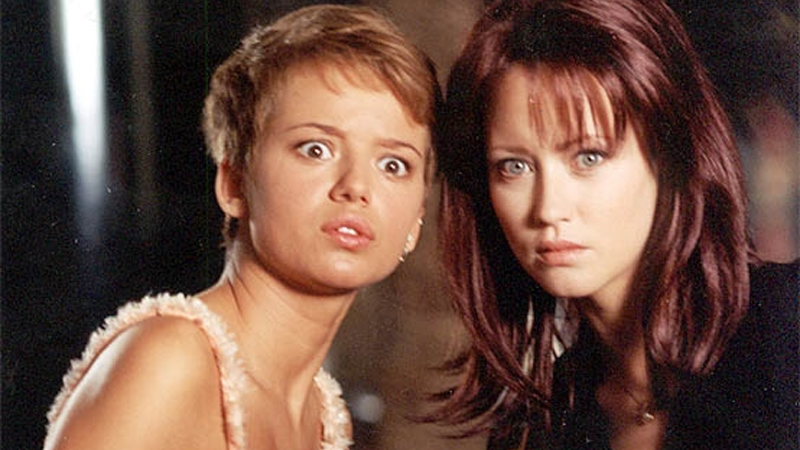 Anna Przybylska and Agnieszka Wagner in Ciemna strona Wenus (1998)