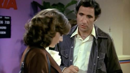 Judd Hirsch and Talia Balsam in Taxi (1978)