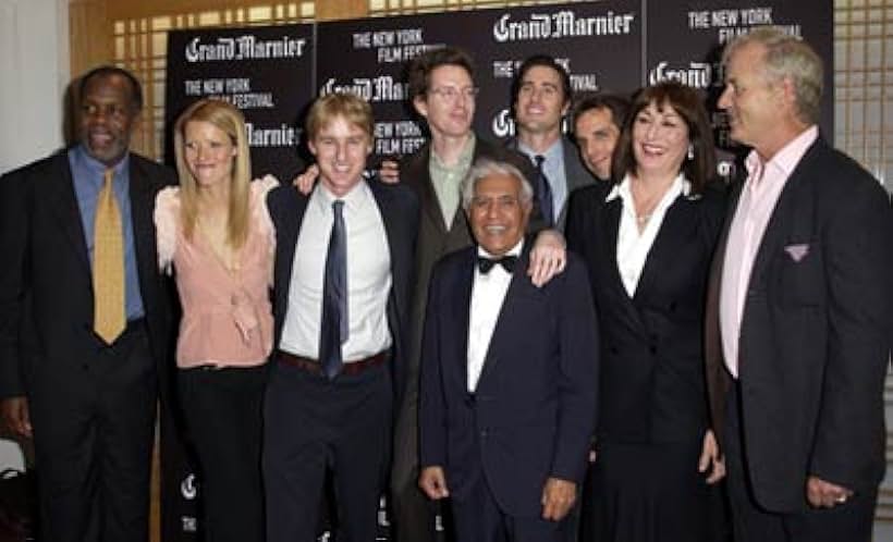 Bill Murray, Danny Glover, Gwyneth Paltrow, Anjelica Huston, Ben Stiller, Luke Wilson, Owen Wilson, Wes Anderson, and Kumar Pallana at an event for The Royal Tenenbaums (2001)