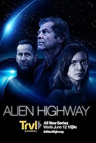 Daniel Zukowski, Heather Taddy, and Chuck Zukowski in Alien Highway (2019)