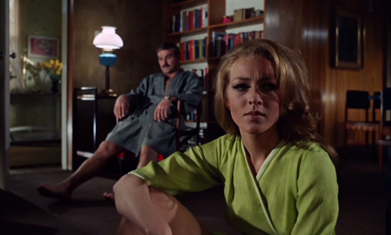 Stanley Baker and Joanna Pettet in Robbery (1967)