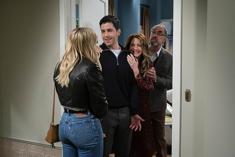 Joely Fisher, Phil Abrams, Hilary Duff, and Josh Peck in How I Met Your Father (2022)