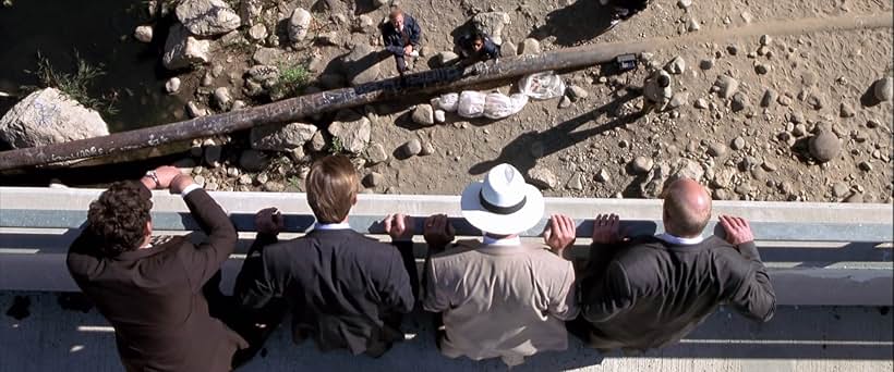 Vince Vaughn, James Gammon, Dean Norris, and Jake Weber in The Cell (2000)