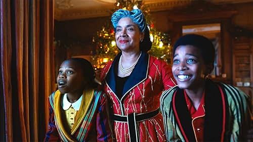 Phylicia Rashad in Jingle Jangle: A Christmas Journey (2020)