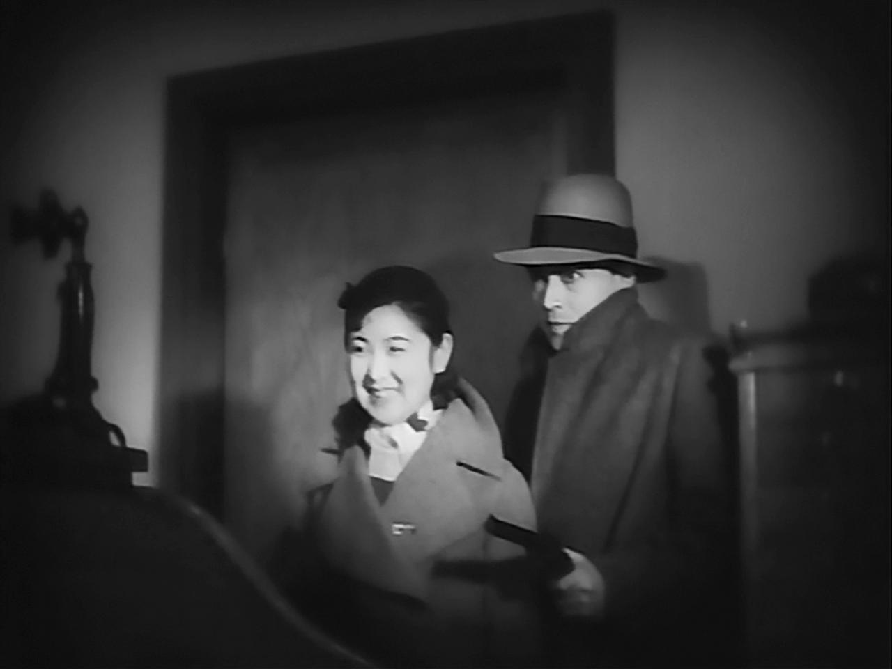 Jôji Oka and Kinuyo Tanaka in Dragnet Girl (1933)