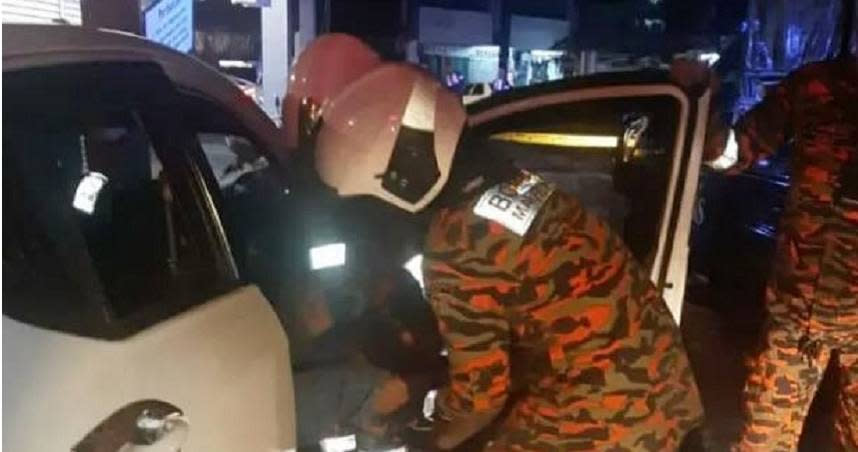 馬來西亞男子在車內死亡。（圖／翻攝中國報）