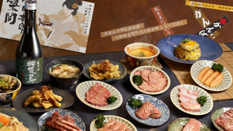 「築間燒肉本命」提供超過100個品項的餐點，包含日本和牛、美國濕式熟成牛小排、美國濕式熟成牛五花等。（圖／築間提供）