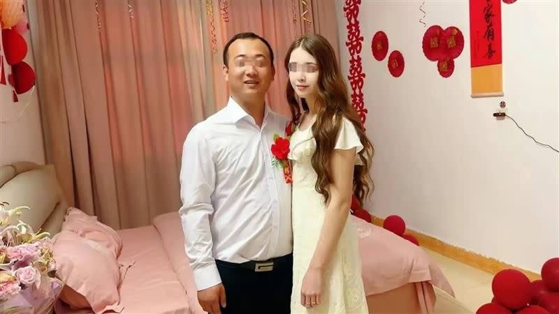 中國湖南37歲男子去越南娶漂亮的外國媳婦爆紅，引發網友論戰「這就是在販賣人口」。（圖／翻攝自搜狐號）