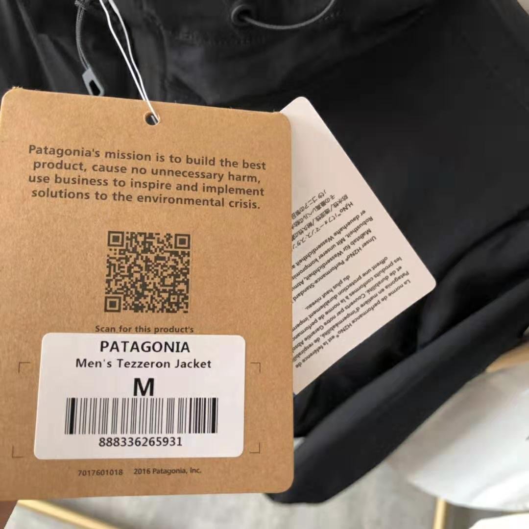 正品美國第一名牌Patagonia巴塔哥尼亞 秋款户外超薄超輕量運動風衣夾克外套(男)