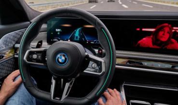 高速、塞車都能合法「手放開」，BMW 成為首個獲得 Level 2+Level 3 組合認證的車廠