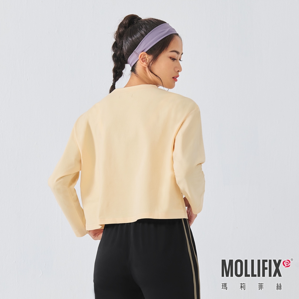 Mollifix 瑪莉菲絲 經典LOGO短版長袖上衣 (米) 暢貨出清、瑜珈服、瑜珈上衣、長T恤、運動服 product image 5