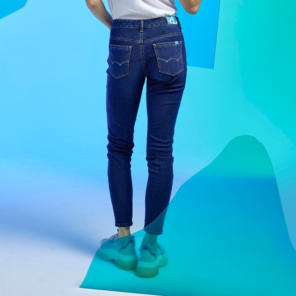 EDWIN JERSEYS 迦績 冰河玉永久涼感窄管直筒牛仔褲-女-中古藍 product image 3