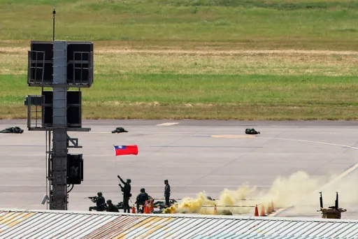 漢光演習預演！桃機反空機降操演　畫面曝光