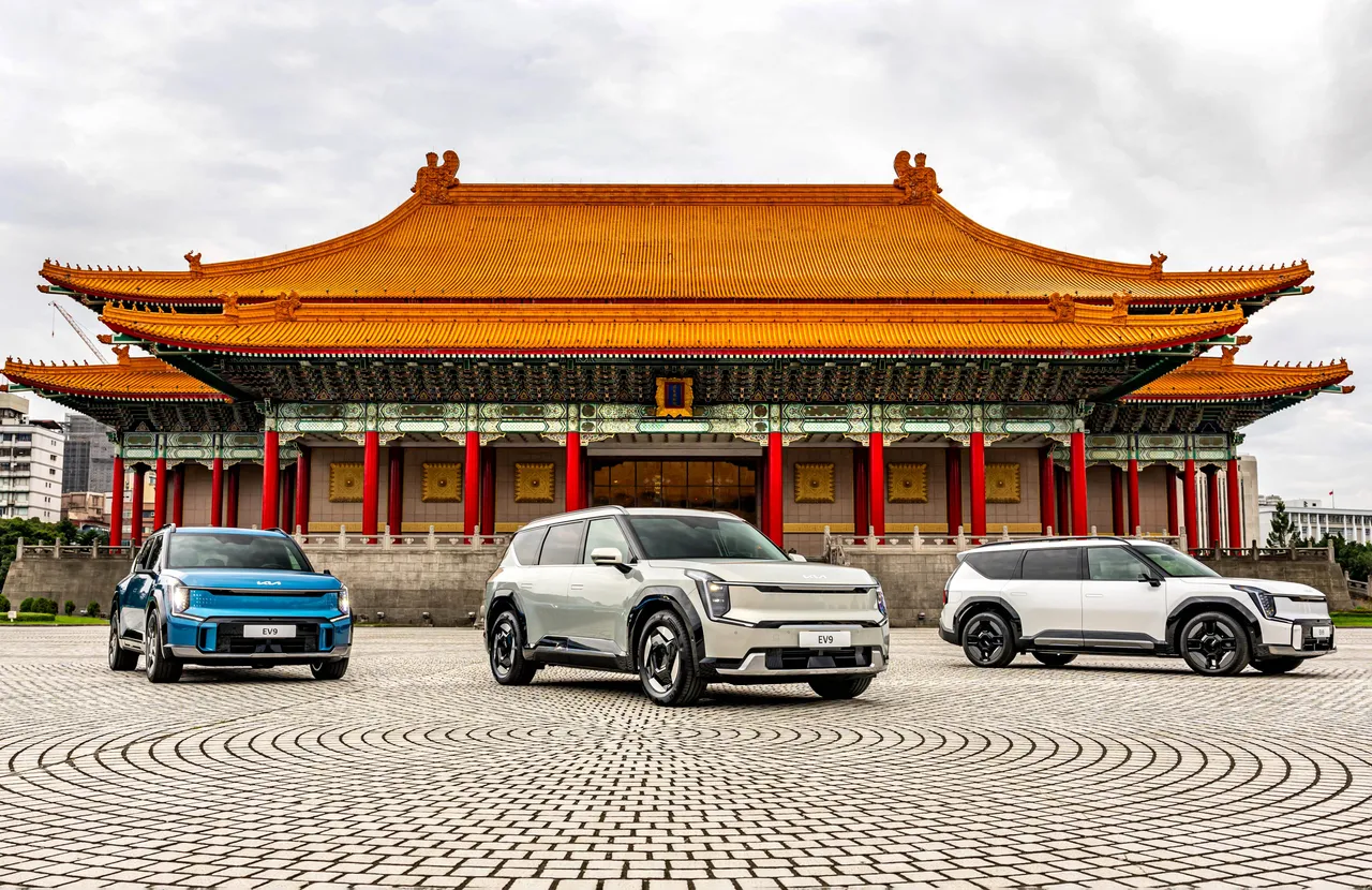 Kia總代理台灣森那美起亞為回饋所有喜愛Kia EV9的消費者，特別推出入主前瞻禮遇，並享五年不限里程全車原廠保固。業者提供