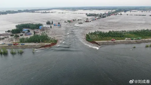 「洞庭湖」溃堤百米影像曝！湖水倒灌近6000人急撤　习近平出声了