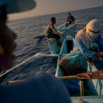 中国舰船压力下的菲律宾渔民