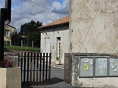 Saint-Sulpice-de-Mareuil mairie déléguée.jpg