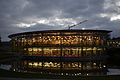 Die Bibliothek der Hochschule Regensburg am späten Abend