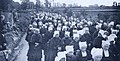 Procession à Plounéour-Trez en 1910 (les femmes) 1.