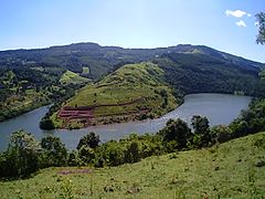 Vista parcial da Pch Arvoredo - panoramio.jpg