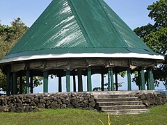 Samoan fale, Lelepa village, Savaii, Samoa 2009.JPG