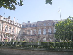 Français : Hôtel du gouverneur militaire