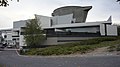 Bibliothèque et château d'eau à Croix Rouge, elle fait partie du réseau de médiathèques de Reims