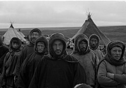 Reindeer herders Yamal 1975.jpg