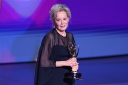 Jean Smart at the 76th Primetime Emmy Awards held at Peacock Theater on September 15, 2024 in Los Angeles, California.