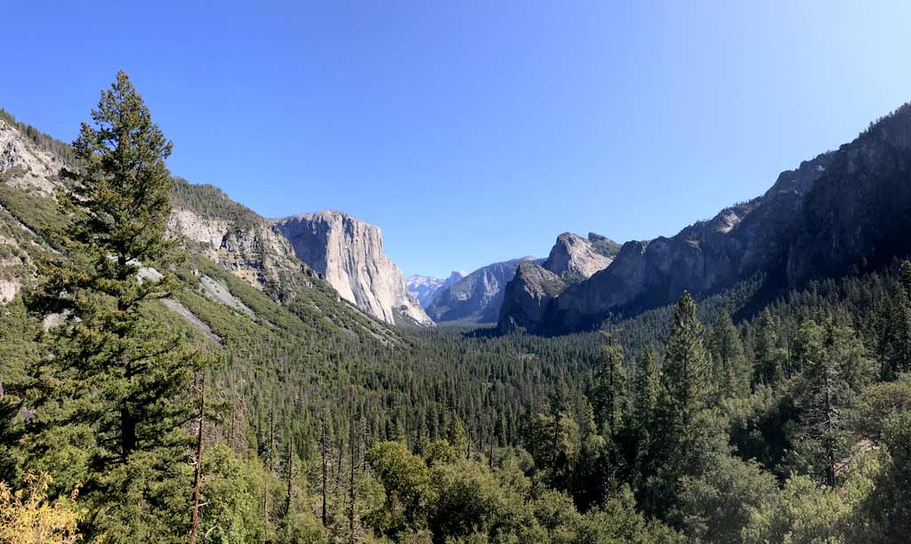 Tunnel View