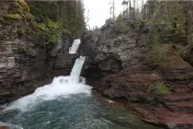 26歲女逛國家公園「意外���落瀑布」！受困水中數分鐘不幸溺斃