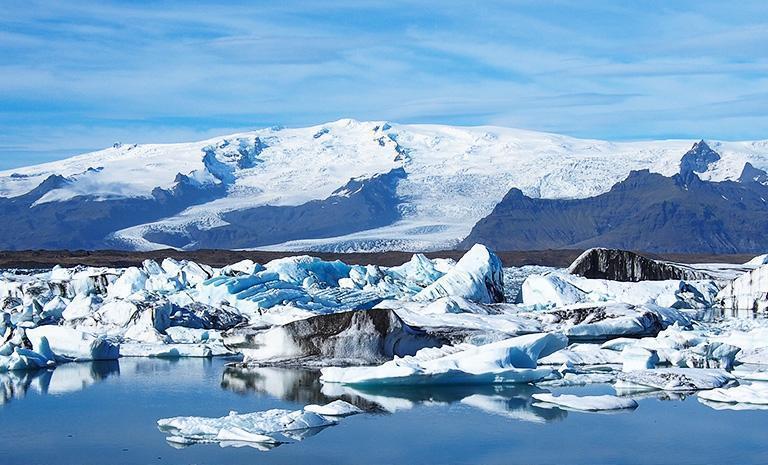 北歐．三國夏綠地13日(夏季) - 冰島冰河湖．挪威峽灣遊船．���闊羅恩山纜