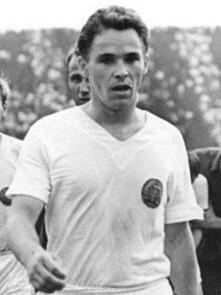 Френцель перед игрой ГДР-Чили (1966)