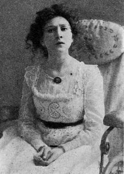 L'actrice Lydia Koreneva (Коренева, Лидия Михайловна) dans le rôle de Liza Khokhlakova, 1914