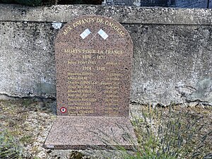 Le monument aux morts.